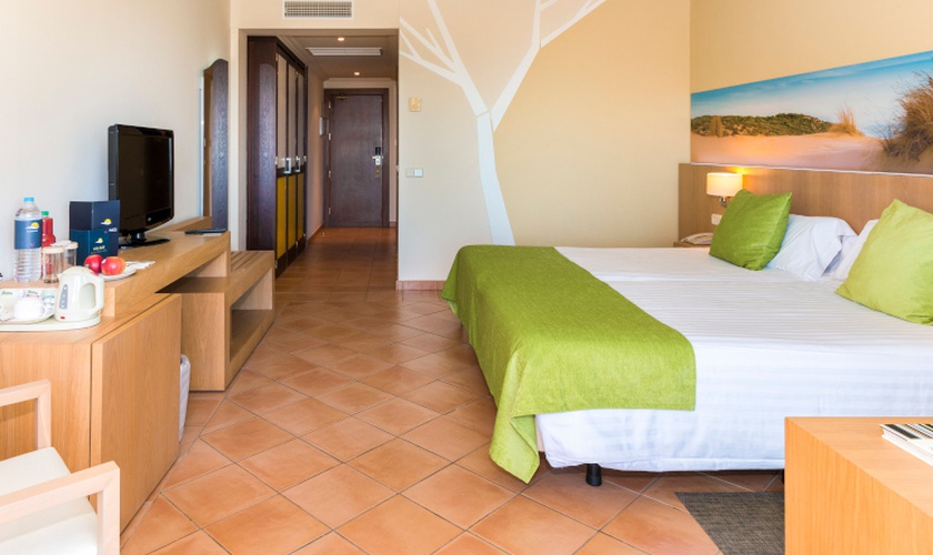 Habitacion doble club Hotel TUI BLUE ISLA CRISTINA PALACE Isla Cristina, Huelva, España Habitacion doble club Hotel TUI BLUE ISLA CRISTINA PALACE Isla Cristina, Huelva, España