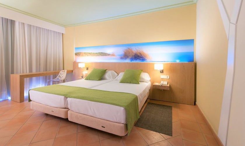 Habitación uso individual Hotel TUI BLUE ISLA CRISTINA PALACE Isla Cristina, Huelva, España Habitación uso individual Hotel TUI BLUE ISLA CRISTINA PALACE Isla Cristina, Huelva, España