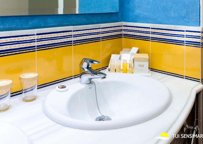 Habitación uso individual Hotel TUI BLUE ISLA CRISTINA PALACE Isla Cristina, Huelva, España Habitación uso individual Hotel TUI BLUE ISLA CRISTINA PALACE Isla Cristina, Huelva, España
