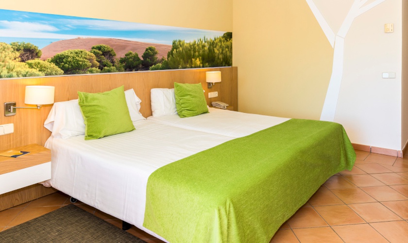 Habitación estándar doble Hotel TUI BLUE ISLA CRISTINA PALACE Isla Cristina, Huelva, España