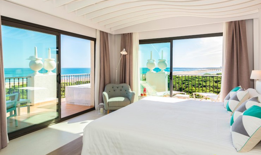Deluxe Hotel TUI BLUE ISLA CRISTINA PALACE Isla Cristina, Huelva, España Deluxe Hotel TUI BLUE ISLA CRISTINA PALACE Isla Cristina, Huelva, España